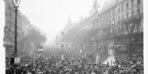 les-grands-boulevards-a-paris-le-jour-du 11 Novembre 1918- (3